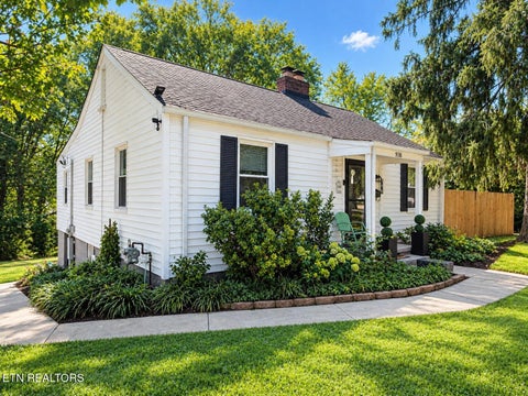 Tiny photo for 938 Banks Ave, Knoxville, TN 37917 (MLS # 1359712)