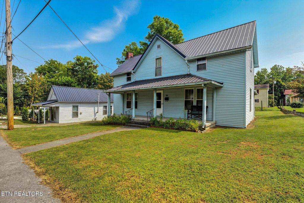 Photo of 305 Church St, Loudon, TN 37774 (MLS # 1314565)