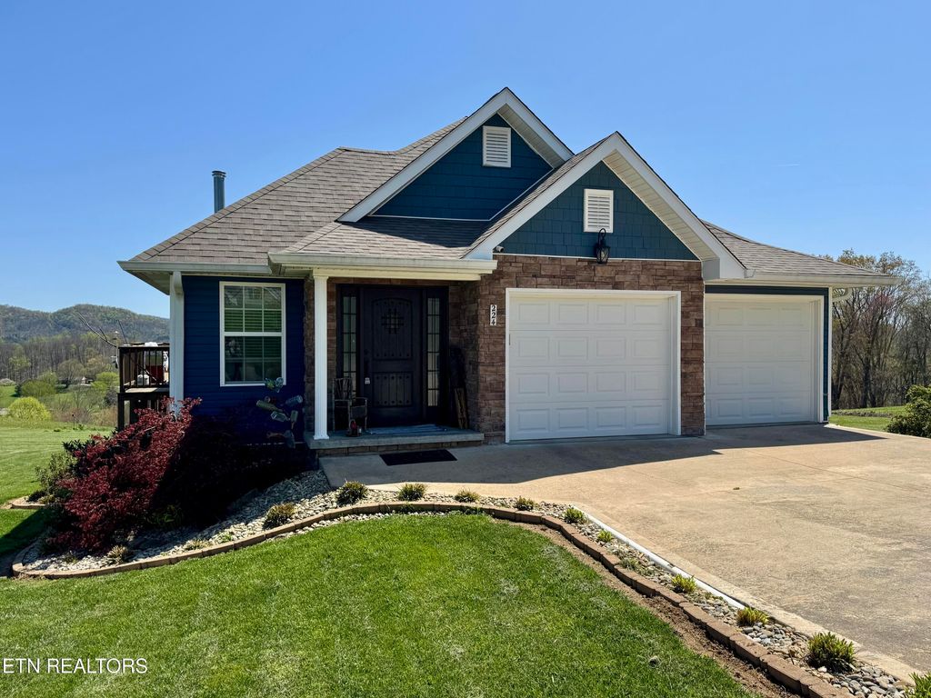 Photo of 224 Dudley Lane, Tazewell, TN 37879 (MLS # 1294558)