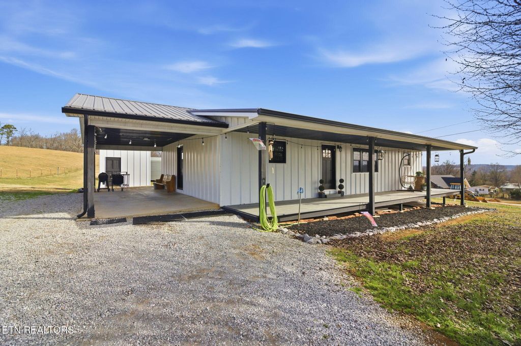 Photo of 2950 Boatmans Mountain Rd, Morristown, TN 37814 (MLS # 1327783)