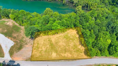 Tiny photo for 2321 Cove Pointe Rd, LaFollette, TN 37766 (MLS # 1344863)
