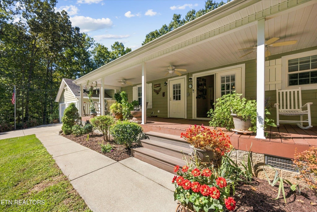 Photo of 4350 Get Good Hollow Rd, Loudon, TN 37774 (MLS # 1358537)