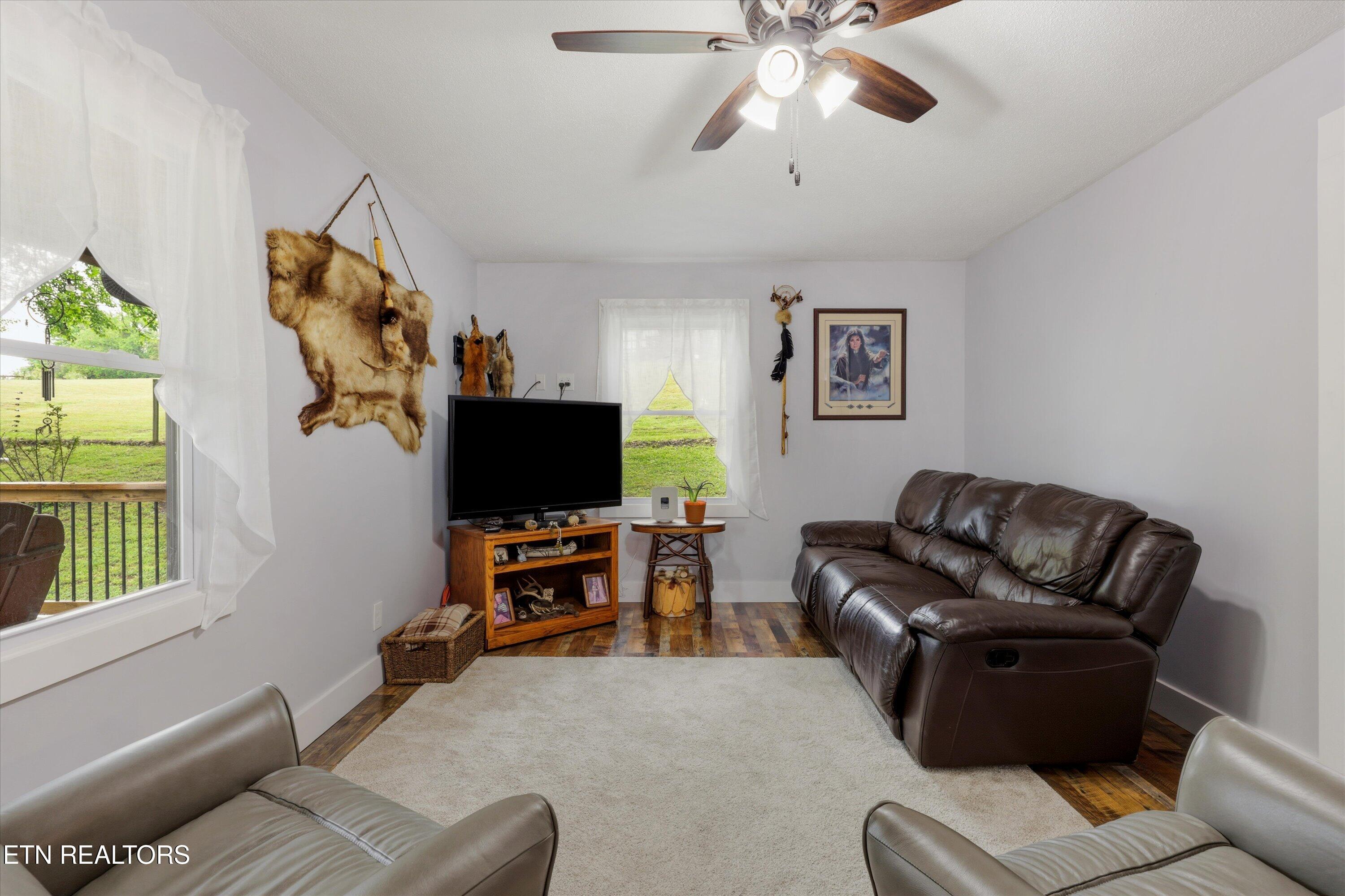 11862 Roberson Springs Rd