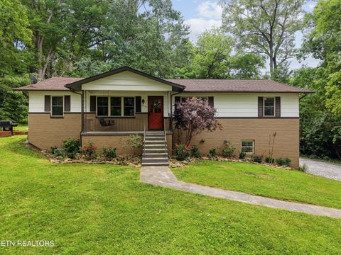 Photo of 2232 Belt Rd, Knoxville, TN 37920 (MLS # 1343038)