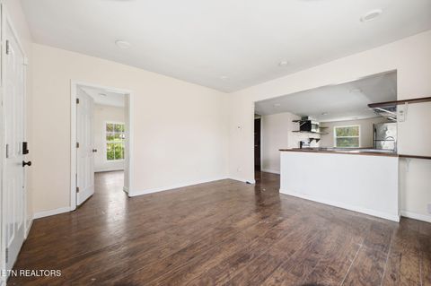 Tiny photo for 2531 E Glenwood Ave, Knoxville, TN 37917 (MLS # 1335605)