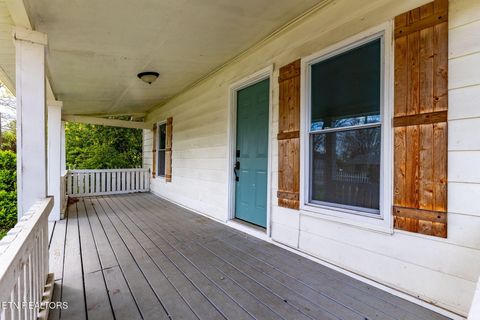 Tiny photo for 2531 E Glenwood Ave, Knoxville, TN 37917 (MLS # 1335605)