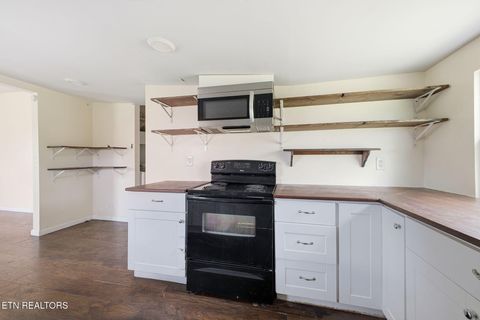 Tiny photo for 2531 E Glenwood Ave, Knoxville, TN 37917 (MLS # 1335605)