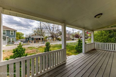 Tiny photo for 2531 E Glenwood Ave, Knoxville, TN 37917 (MLS # 1335605)