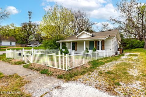 Tiny photo for 2531 E Glenwood Ave, Knoxville, TN 37917 (MLS # 1335605)