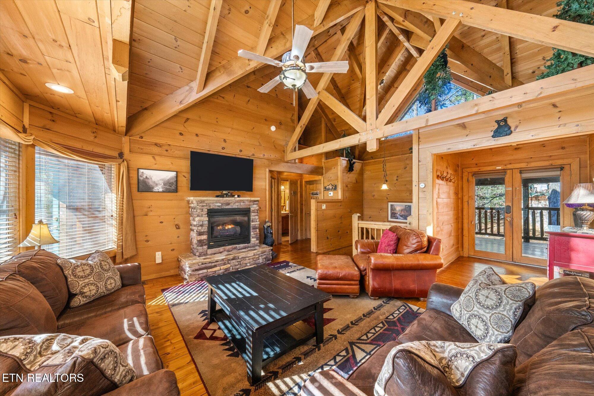 2801 Ridge Creek Cir Circle