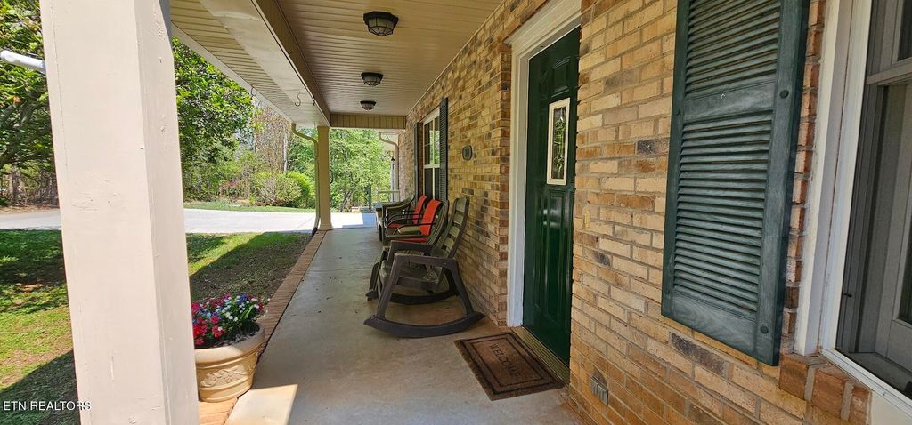 Photo of 3618 Kagley View Drive, Maryville, TN 37803 (MLS # 1335880)