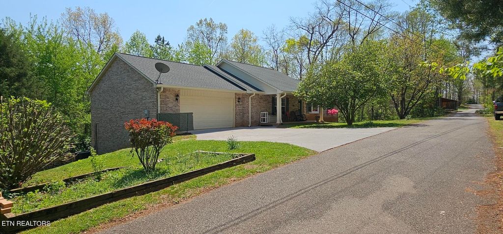 Photo of 3618 Kagley View Drive, Maryville, TN 37803 (MLS # 1335880)