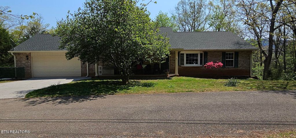 Photo of 3618 Kagley View Drive, Maryville, TN 37803 (MLS # 1335880)