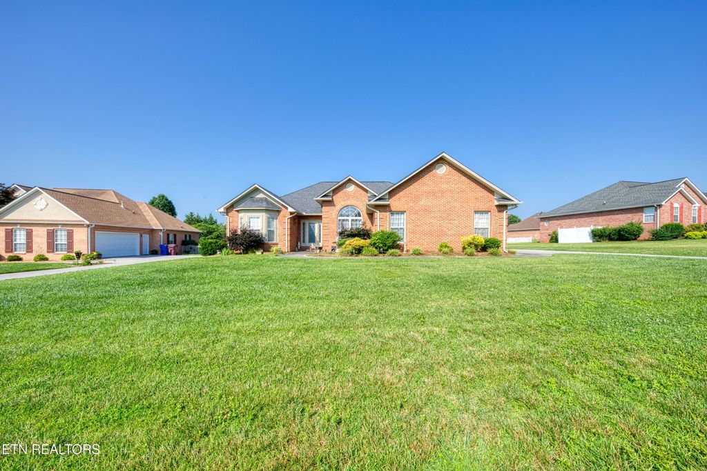 Photo of 1731 Hollister Drive, Alcoa, TN 37701 (MLS # 1305962)