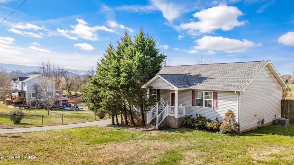 Photo of 239 Roberts Lane, Seymour, TN 37865 (MLS # 1293989)