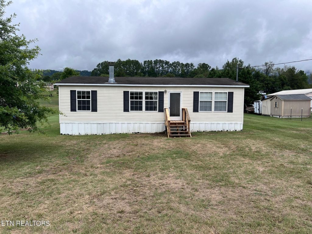 Photo of 1705 Cherry St, Rutledge, TN 37861 (MLS # 1271261)