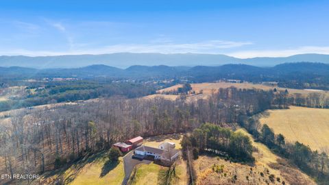 Photo of 2012 Calderwood Hwy, Maryville, TN 37801 (MLS # 1329075)