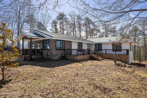 Single Family Residence in Walland TN 6211 Old Walland Hwy.jpg