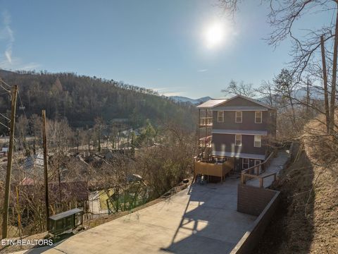 Tiny photo for 139 Water Tower Rd, Gatlinburg, TN 37738 (MLS # 1326510)