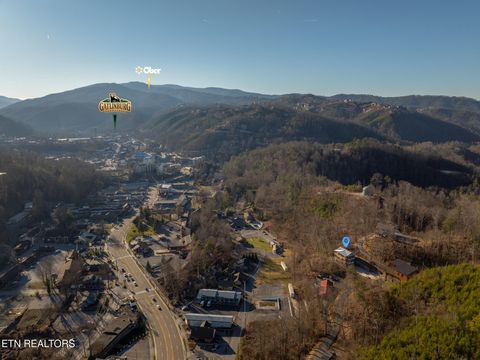 Tiny photo for 139 Water Tower Rd, Gatlinburg, TN 37738 (MLS # 1326510)