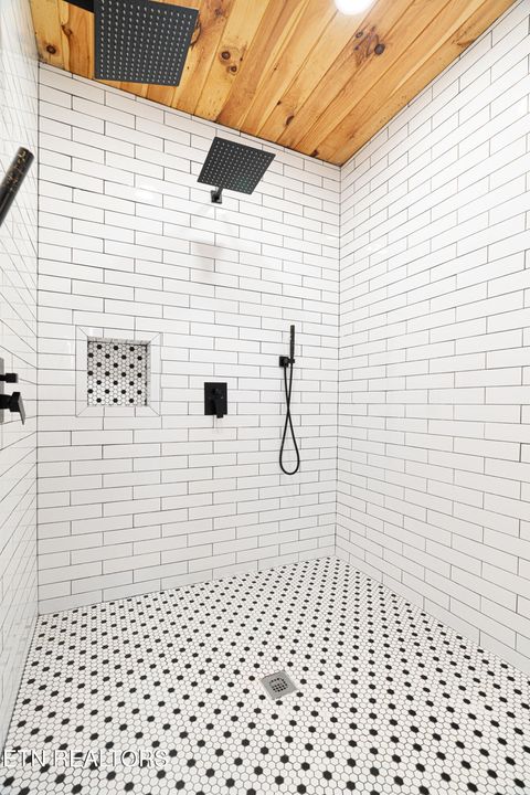 Tiny photo for 139 Water Tower Rd, Gatlinburg, TN 37738 (MLS # 1326510)