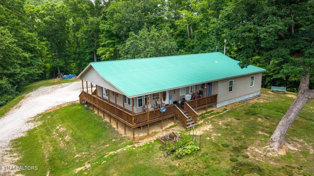 Photo of 1153 Ditney Tr, Pioneer, TN 37847 (MLS # 1345580)