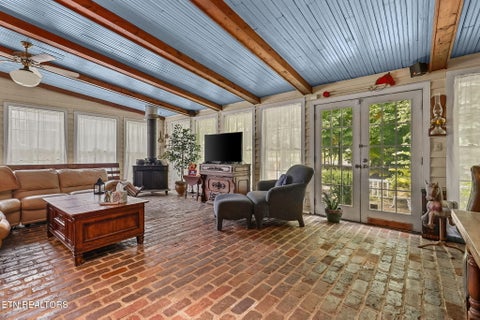 Tiny photo for 600 Commerce St, Loudon, TN 37774 (MLS # 1354992)