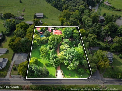 Tiny photo for 600 Commerce St, Loudon, TN 37774 (MLS # 1354992)