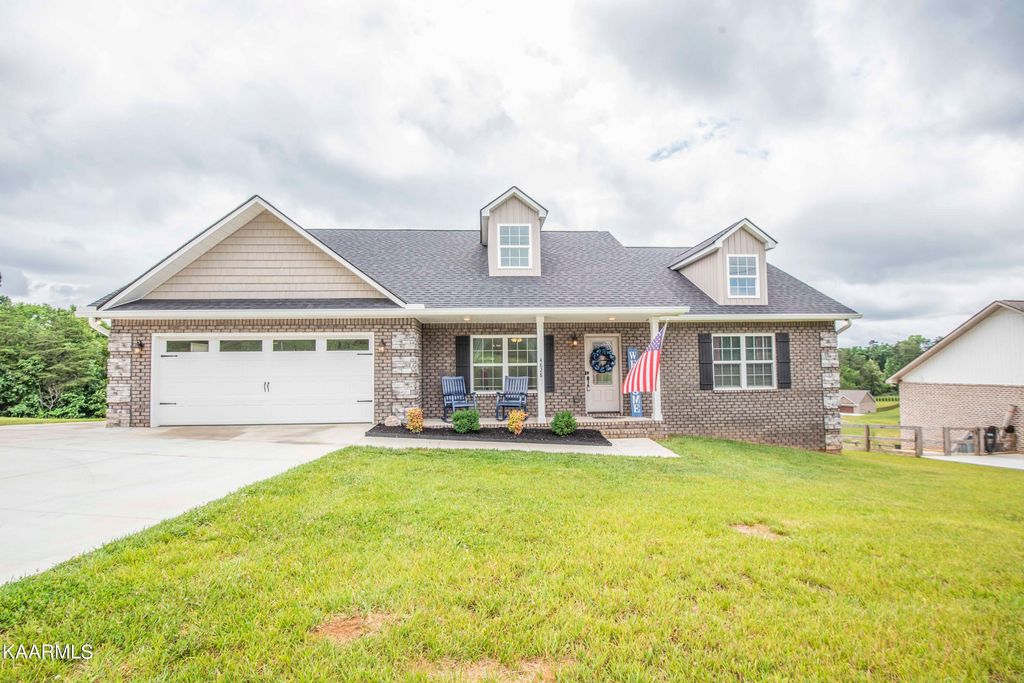Photo of 4828 Douglas Dam Rd, Strawberry Plains, TN 37871 (MLS # 1230028)
