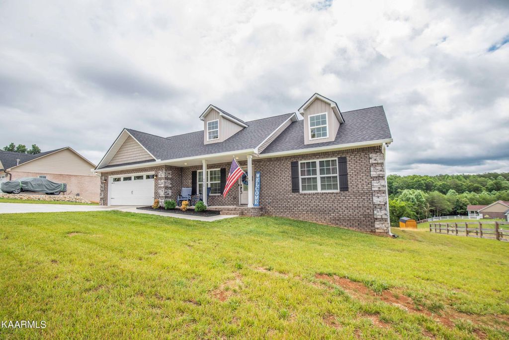 Photo of 4828 Douglas Dam Rd, Strawberry Plains, TN 37871 (MLS # 1230028)