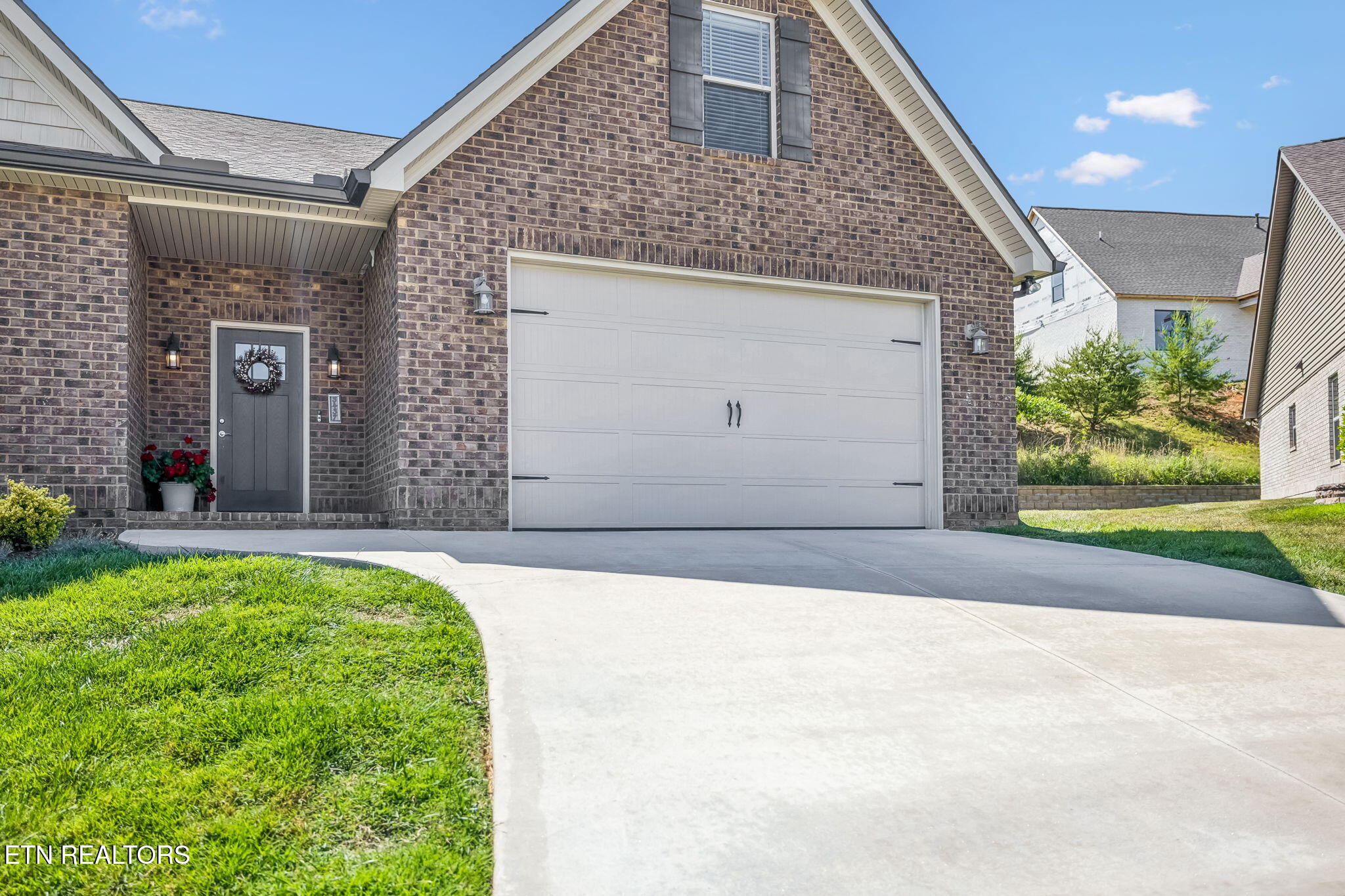 3437 Windmead Lane