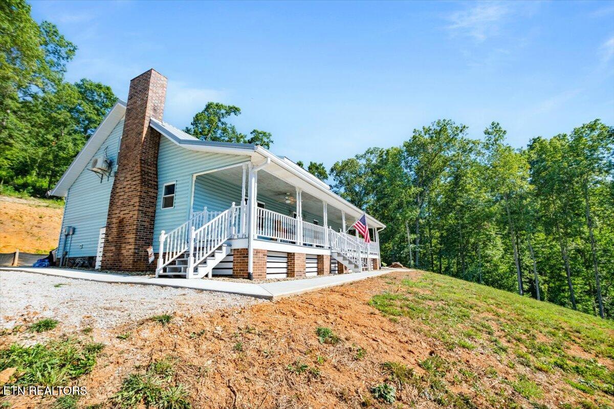 2270 Cove Pointe Rd