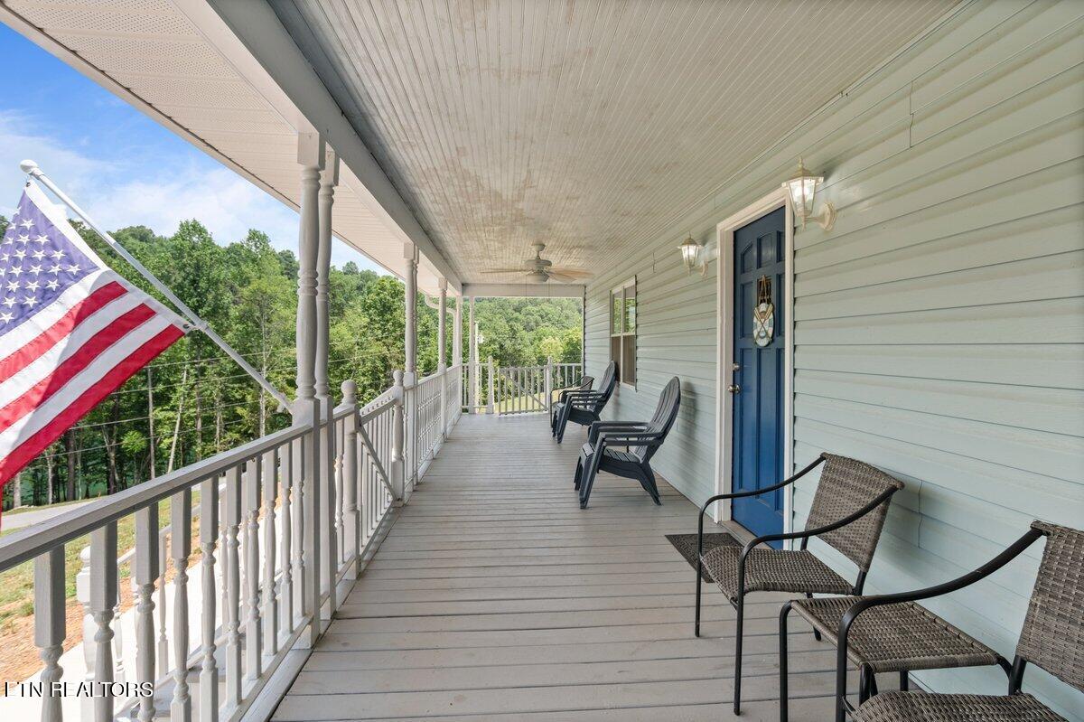 2270 Cove Pointe Rd