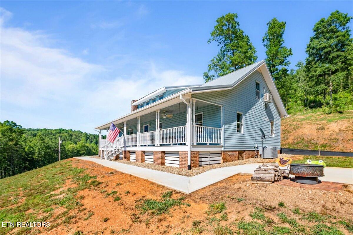 2270 Cove Pointe Rd