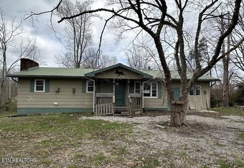 Photo of 530 Boone Ridge Rd, Jamestown, TN 38556 (MLS # 1339298)