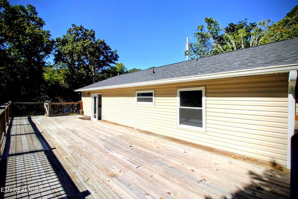 Photo of 130 Andover Circle, Oak Ridge, TN 37830 (MLS # 1318652)