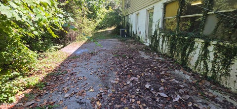 Tiny photo for 354 East Drive, Oak Ridge, TN 37830 (MLS # 1354976)