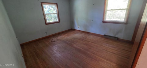 Tiny photo for 354 East Drive, Oak Ridge, TN 37830 (MLS # 1354976)