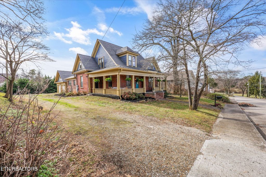 Photo of 811 W Deborah St, Jefferson City, TN 37760 (MLS # 1326502)