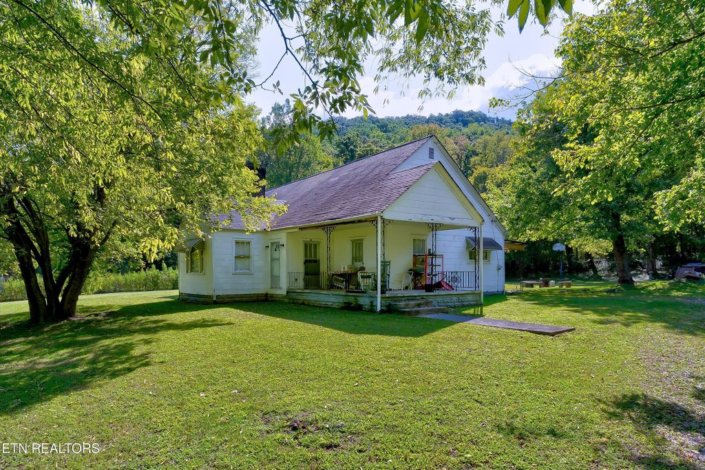 Photo of 926 Sauls Rd, Seymour, TN 37865 (MLS # 1315128)