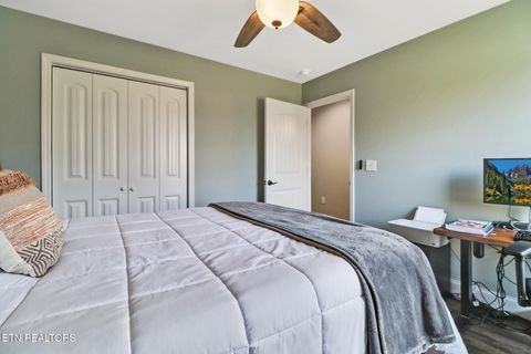 Tiny photo for 830 Keating Loop, Crossville, TN 38555 (MLS # 1334481)