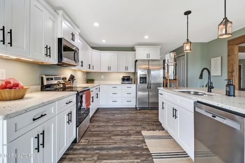 Tiny photo for 830 Keating Loop, Crossville, TN 38555 (MLS # 1334481)