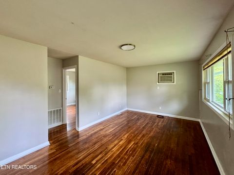Tiny photo for 3908 Underhill Lane, Knoxville, TN 37921 (MLS # 1338212)