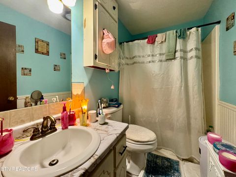 Tiny photo for 810 Highland Drive #404, Knoxville, TN 37912 (MLS # 1338222)