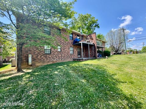 Tiny photo for 810 Highland Drive #404, Knoxville, TN 37912 (MLS # 1338222)