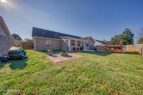 Tiny photo for 743 Hillside Lane, Lenoir City, TN 37771 (MLS # 1358348)