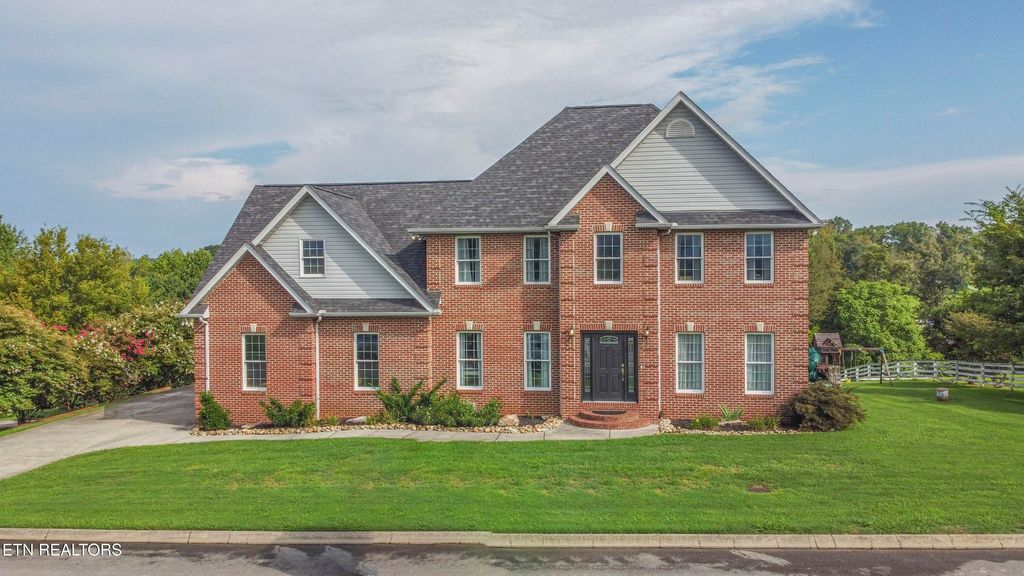 Photo of 4335 Elnora St, Walland, TN 37886 (MLS # 1285500)