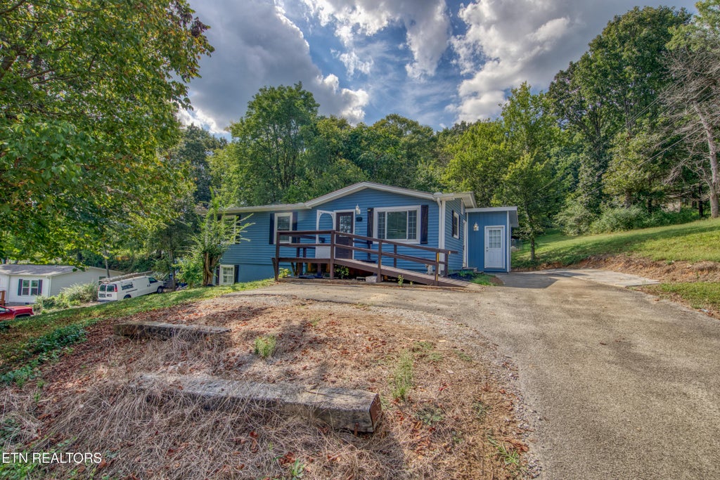 Photo of 339 Church Drive, Lenoir City, TN 37771 (MLS # 1355934)