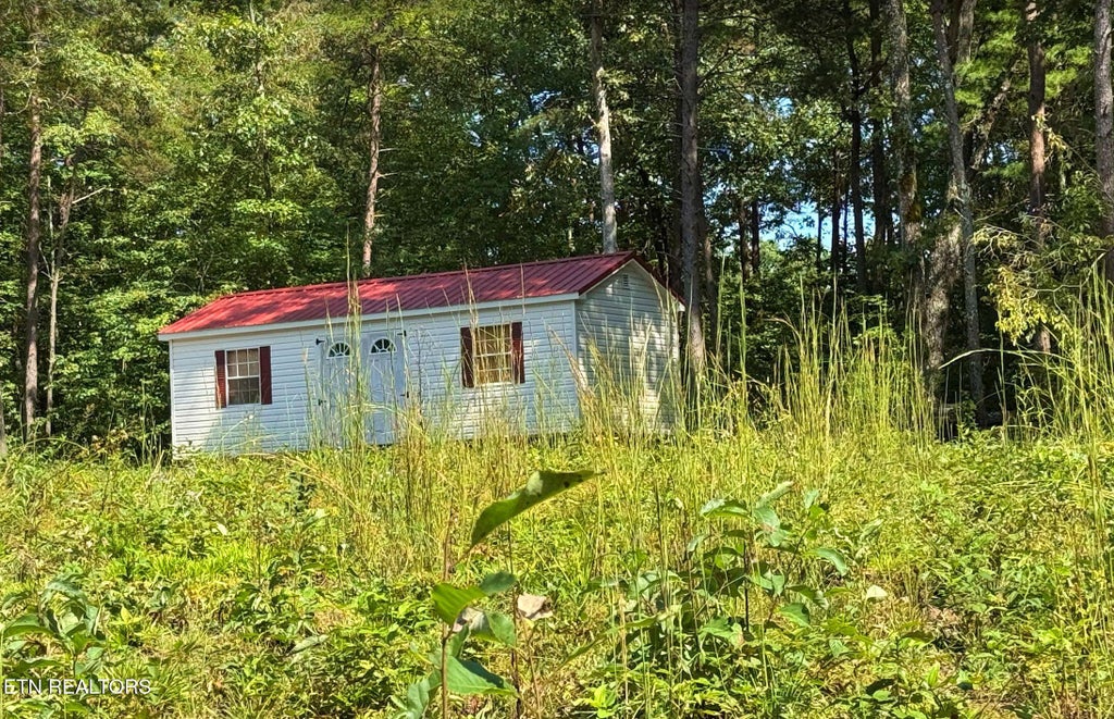 Photo of 126 Bo'S Way, Deer Lodge, TN 37726 (MLS # 1356723)