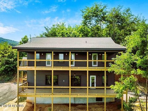1131 Longview Court Gatlinburg TN 37738